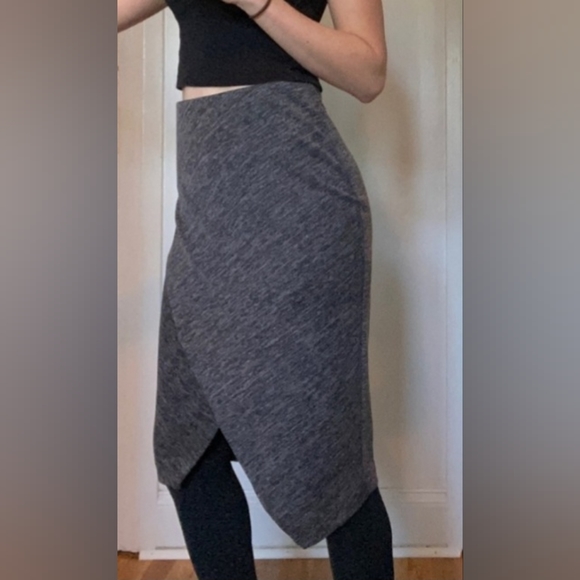 Express Asymmetrical Skirt - Picture 3 of 7